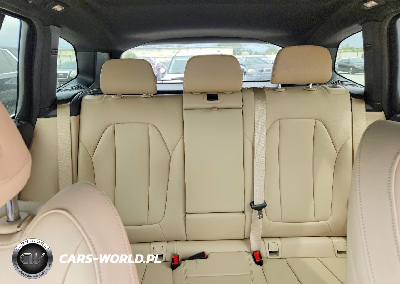 2019 BMW X3 Sdrive30I VIN:5UXTR7C54KLF29425 - 10