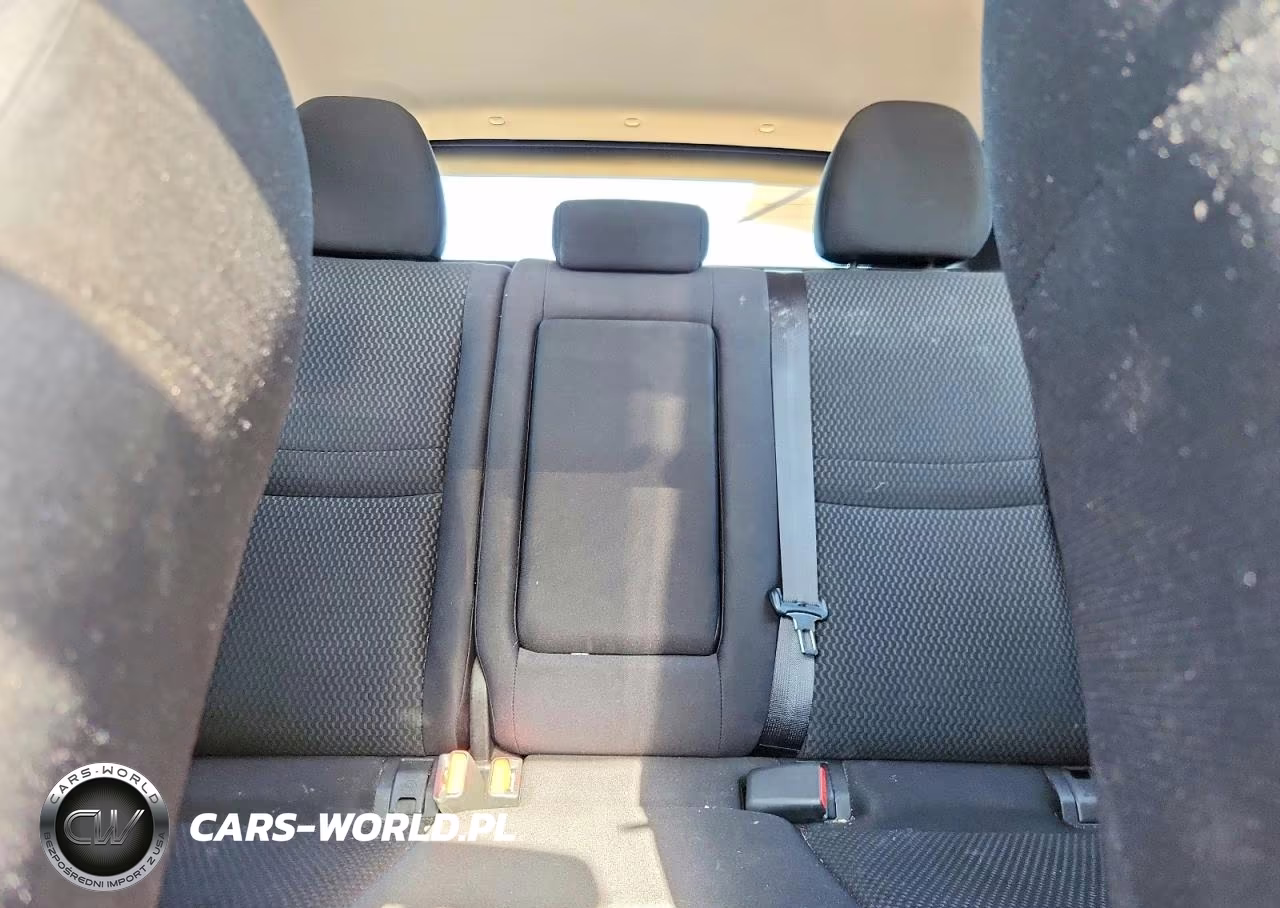 2018 Nissan Rogue Sport S VIN:JN1BJ1CP3JW107419 - 10
