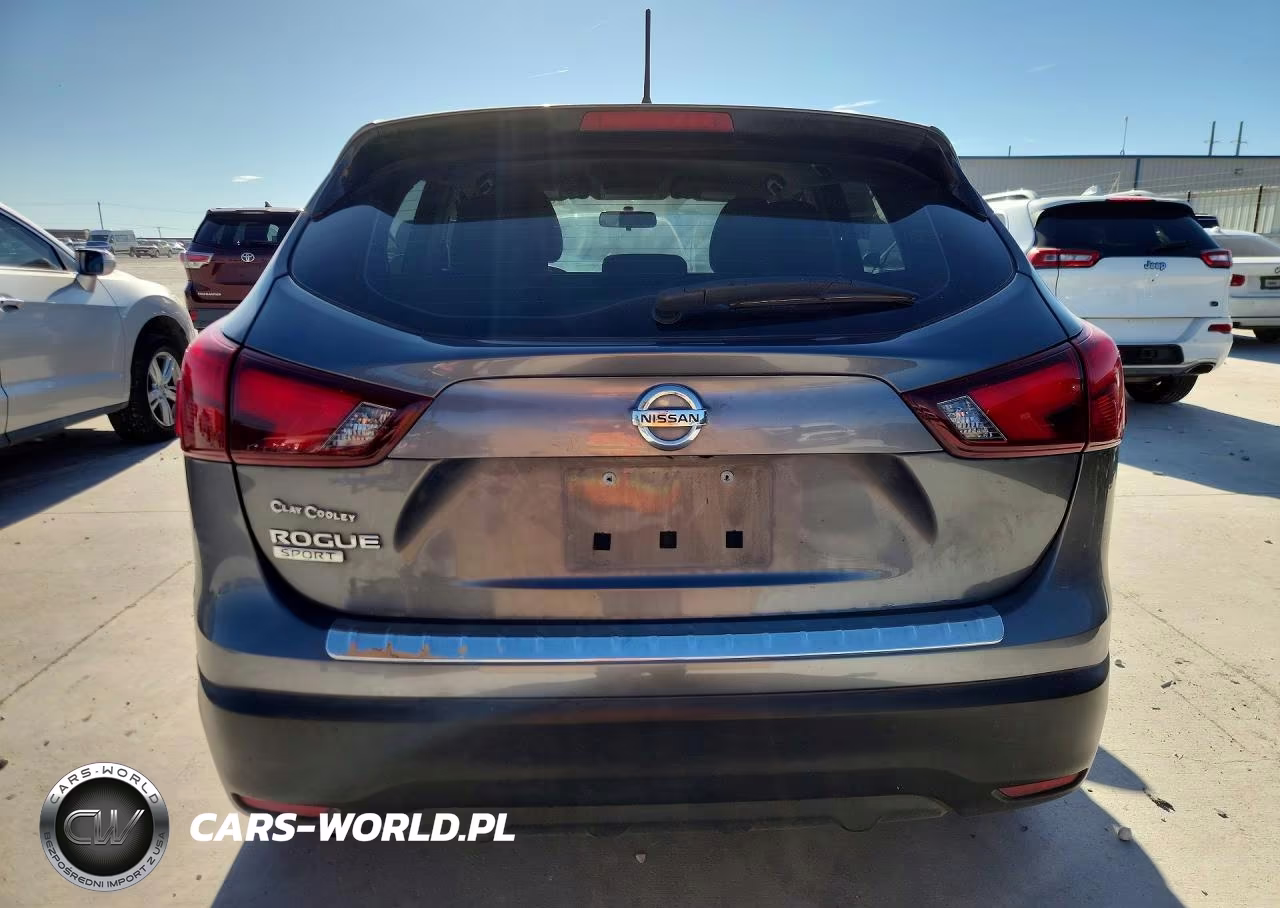 2018 Nissan Rogue Sport S VIN:JN1BJ1CP3JW107419 - 6