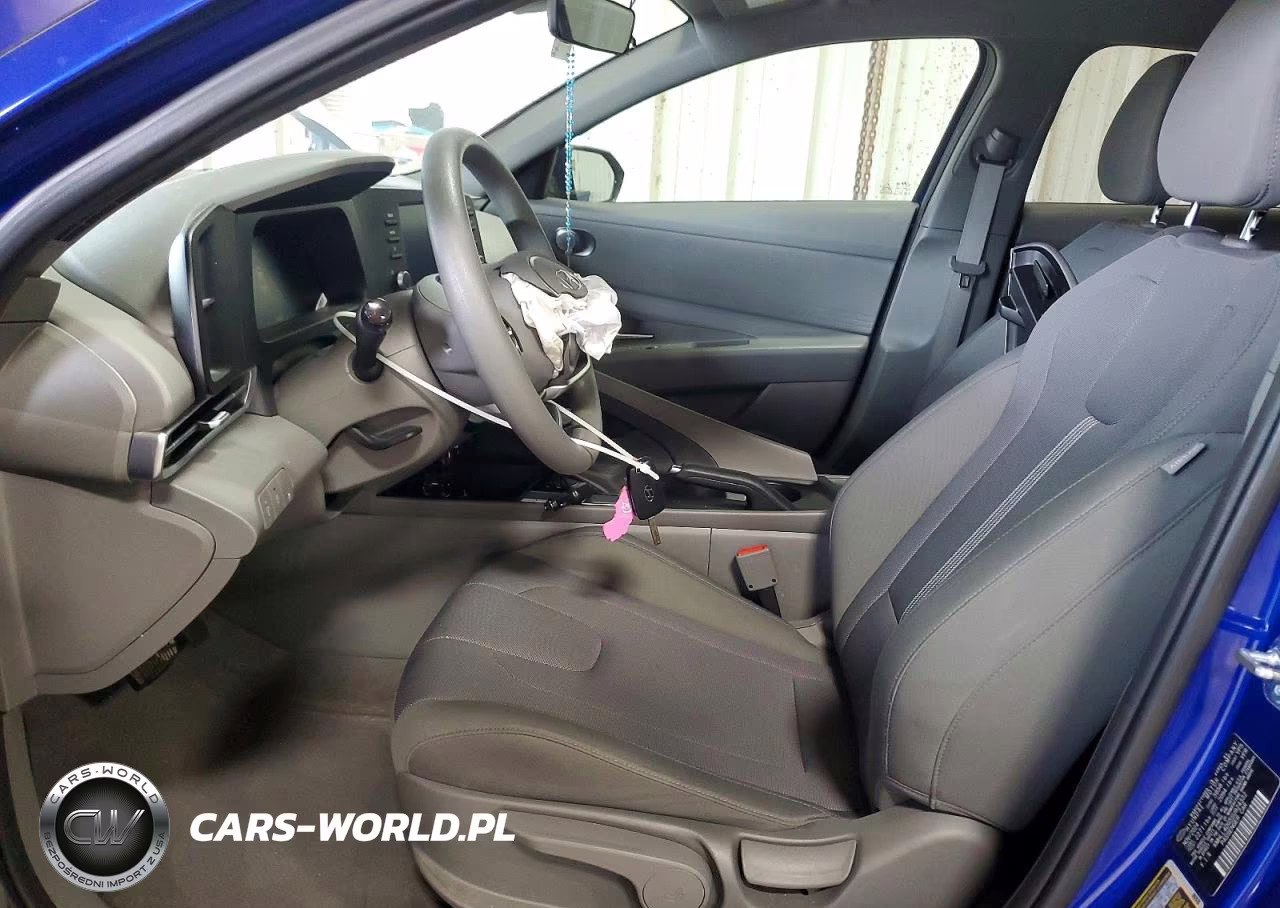 2025 Hyundai Elantra Se VIN:KMHLL4DG5SU924332 - 7
