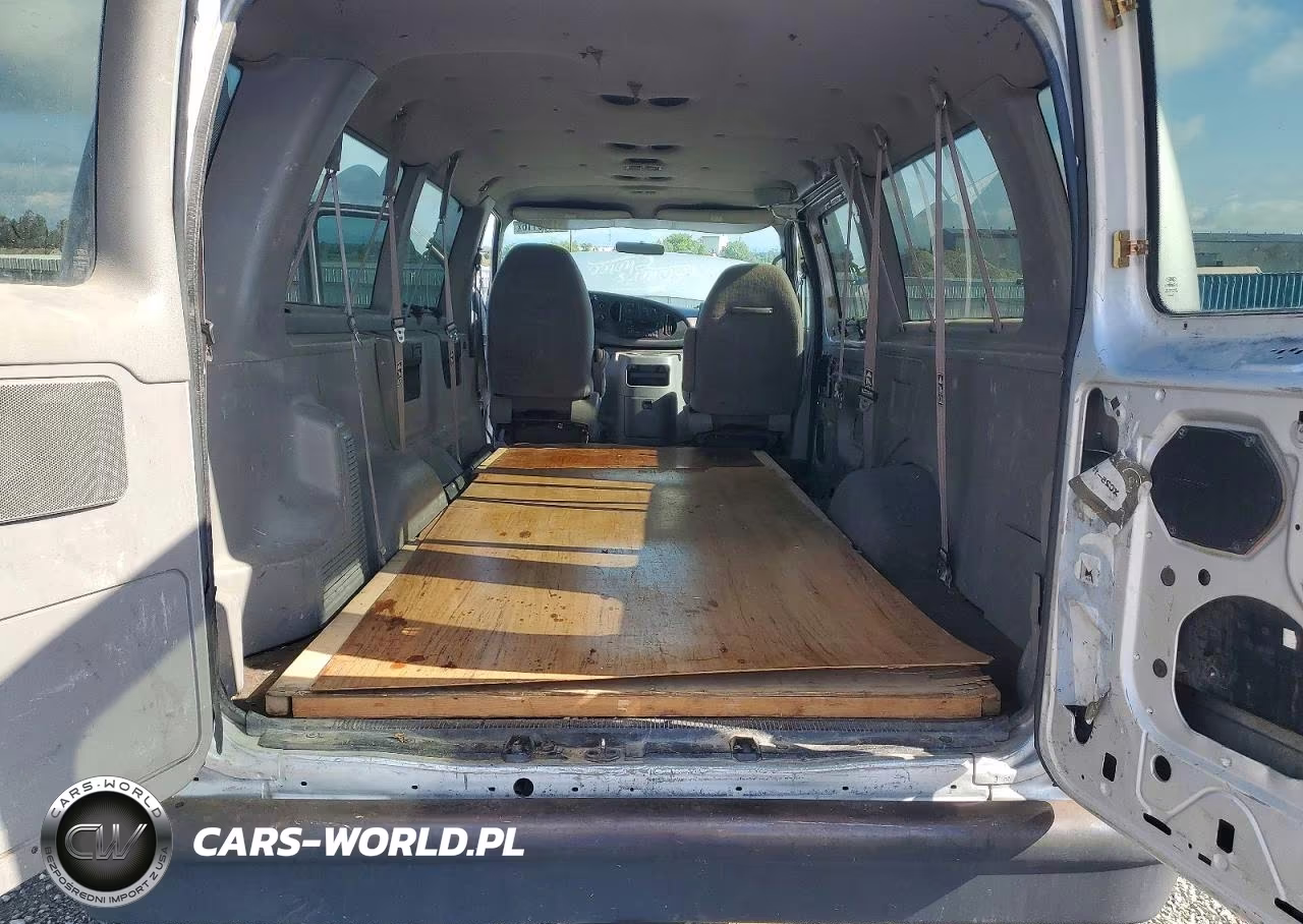 2001 Ford Econoline E350 Super Duty Wagon VIN:1FBSS31S51HB06455 - 10