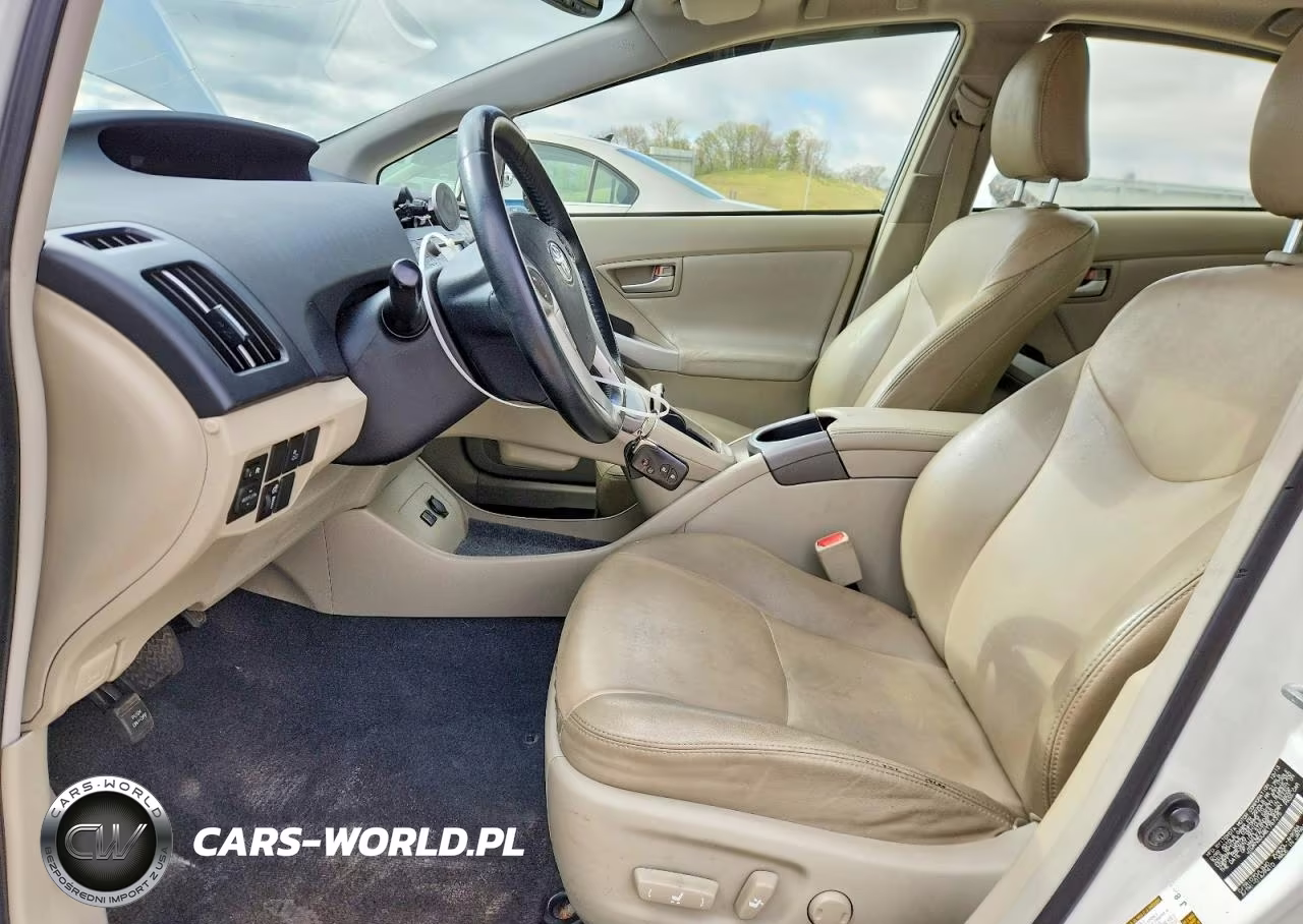2014 Toyota Prius Four VIN:JTDKN3DU4E1767375 - 7