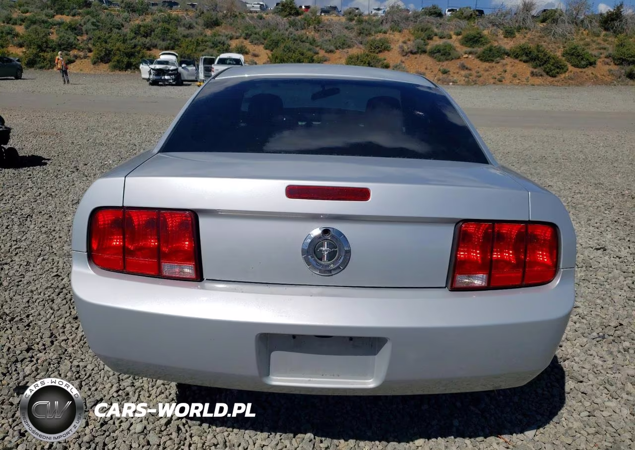 2007 Ford Mustang VIN:1ZVFT80N575369426 - 6