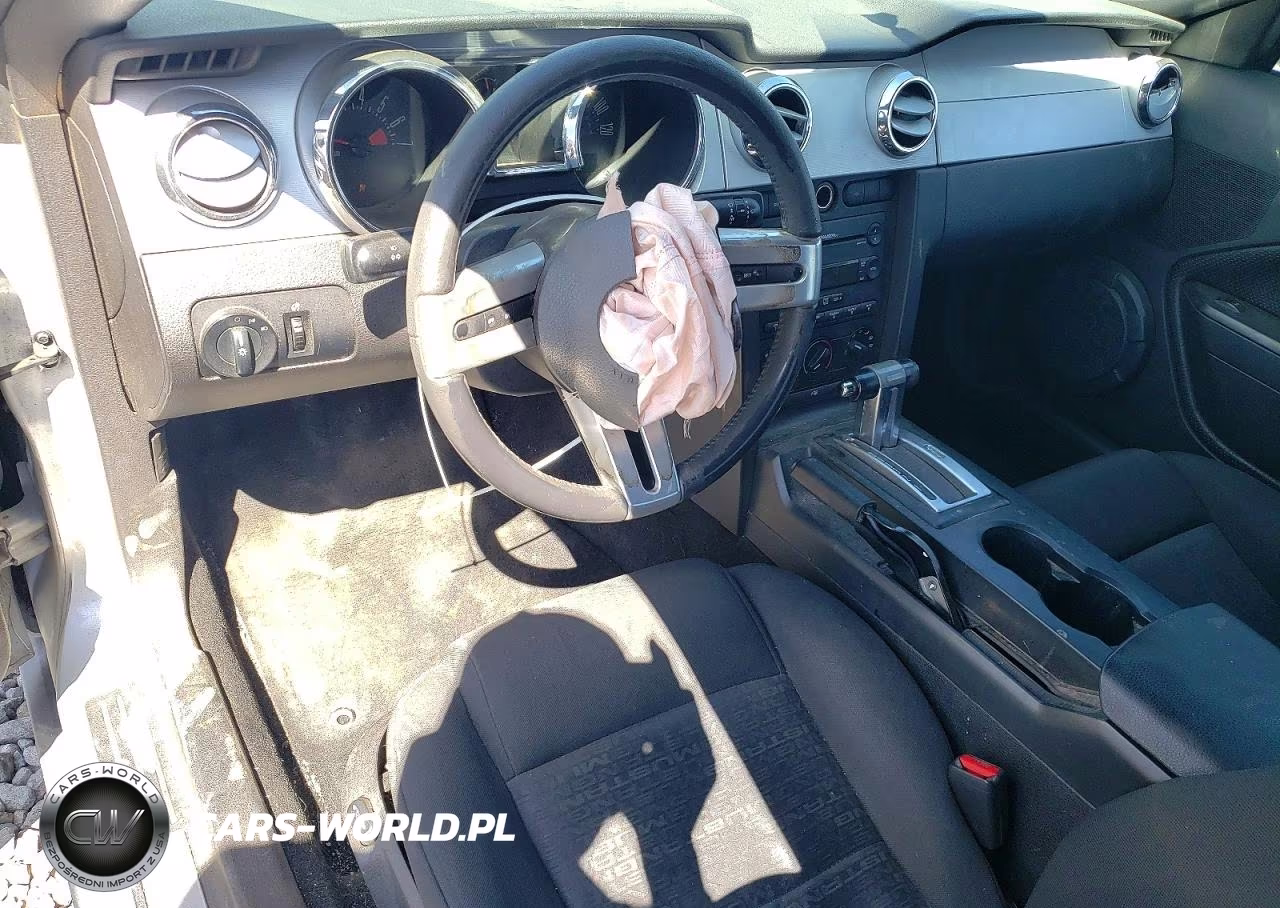 2007 Ford Mustang VIN:1ZVFT80N575369426 - 8
