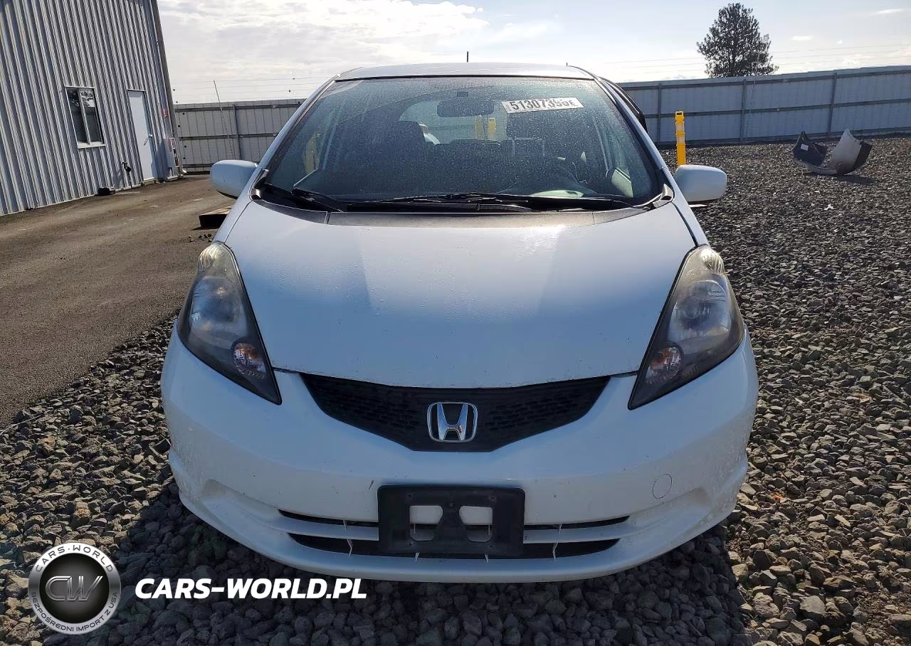2013 Honda Fit VIN:JHMGE8H36DC032290 - 5
