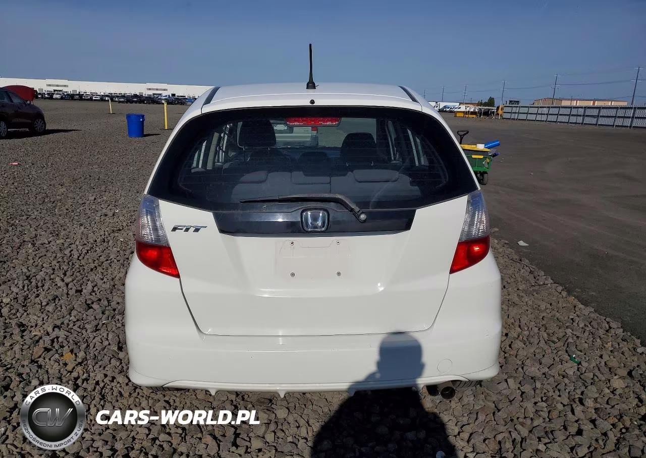 2013 Honda Fit VIN:JHMGE8H36DC032290 - 6