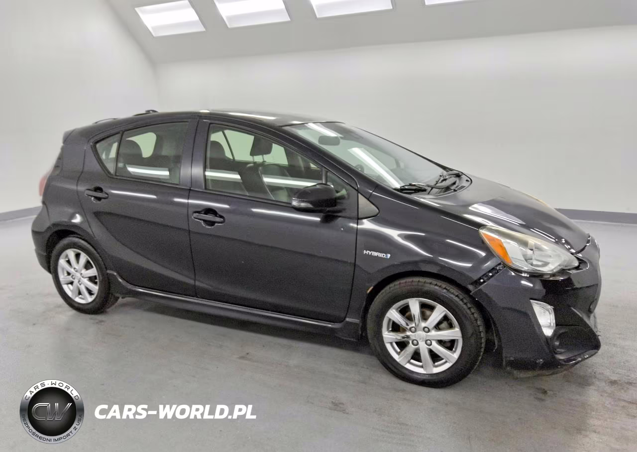 2017 Toyota Prius C Four VIN:JTDKDTB30H1592687 - 4