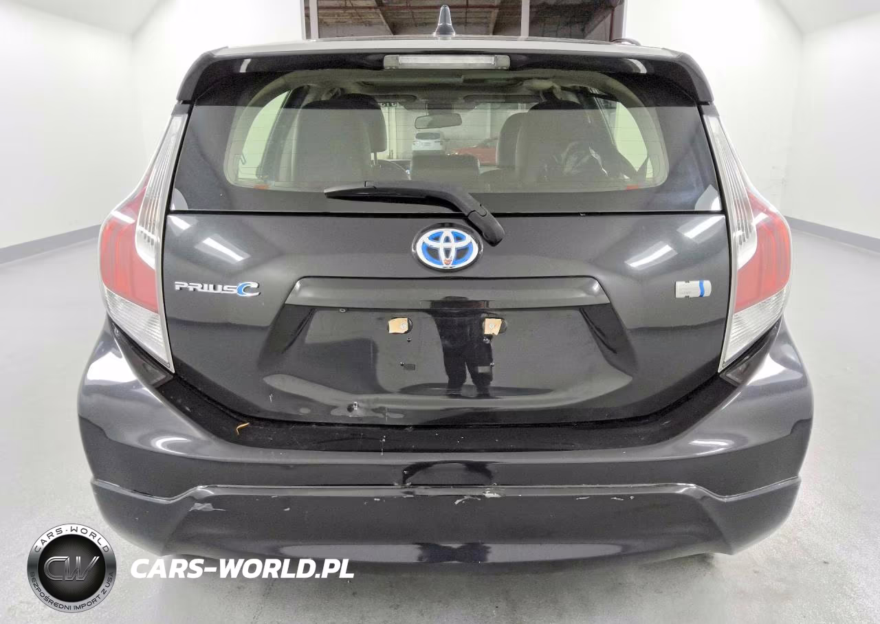 2017 Toyota Prius C Four VIN:JTDKDTB30H1592687 - 6