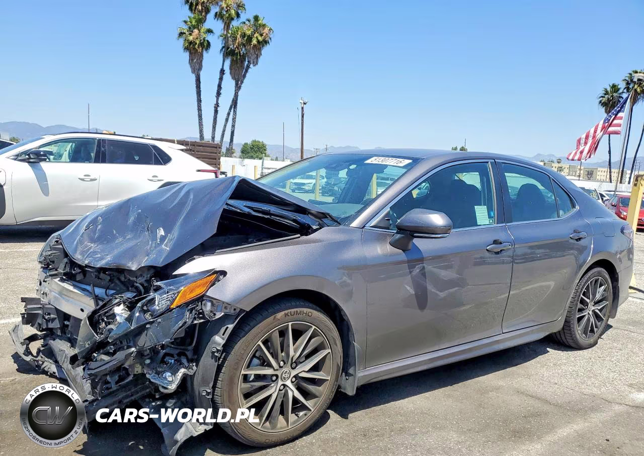 2023 Toyota Camry Se