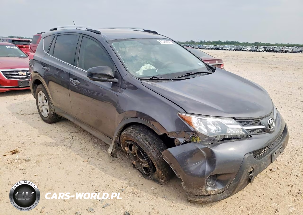 2015 Toyota Rav4 Le VIN:JTMZFREV6FJ053657 - 4