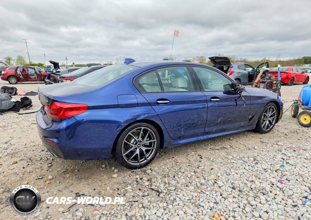 2018 BMW 530 Xi VIN:WBAJA7C58JWA73178 - 3