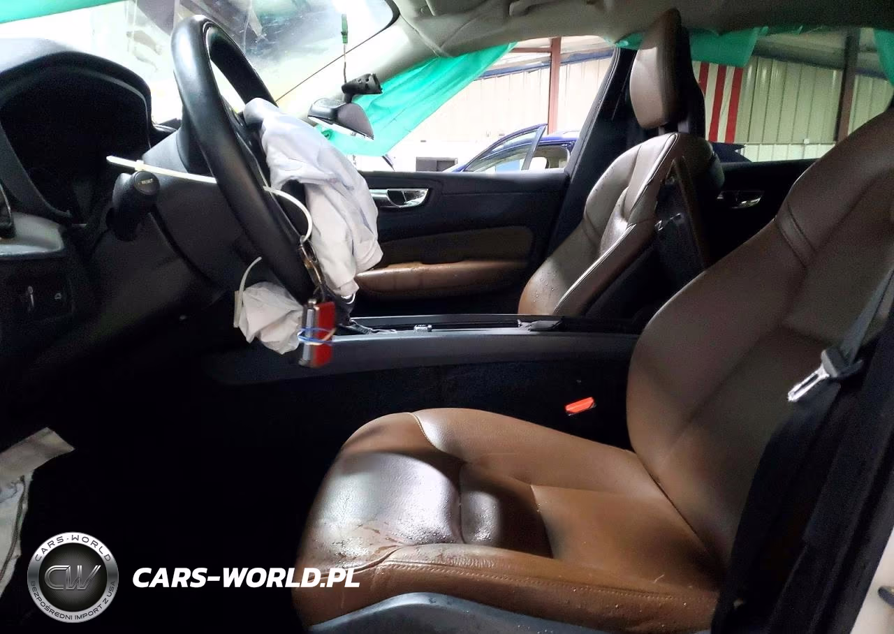 2018 Volvo Xc60 T5 VIN:LYV102RK6JB111113 - 7