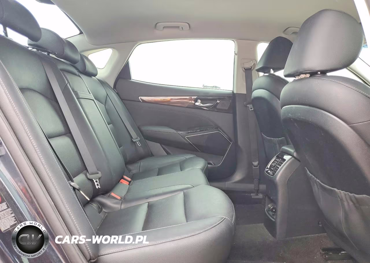 2017 Kia Cadenza Premium VIN:KNALB4J19H5046685 - 10