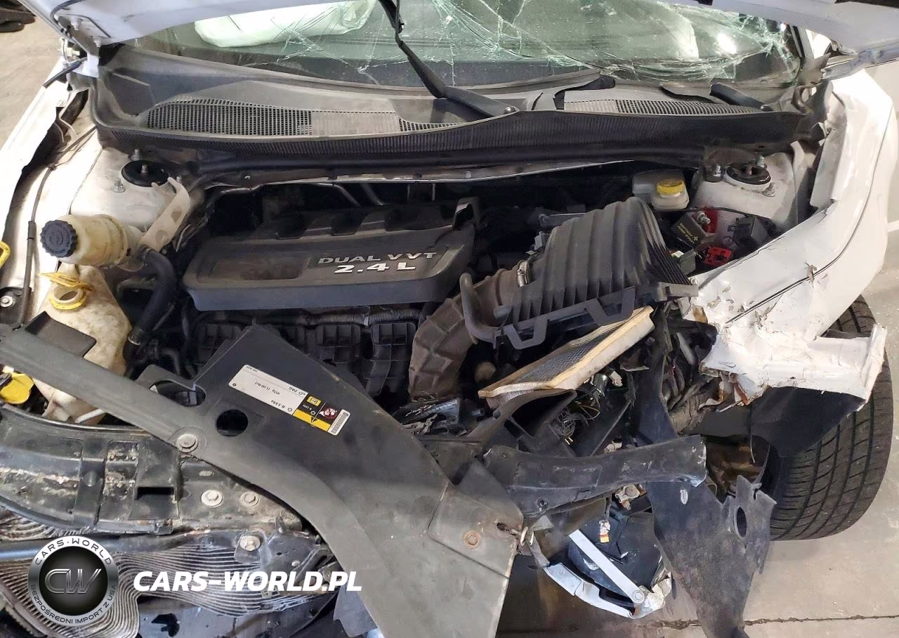 2014 Chrysler 200 Touring VIN:1C3CCBBB6EN112007 - 11
