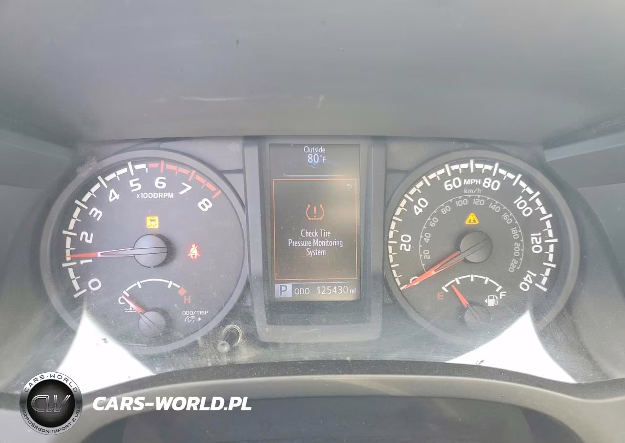 2018 Toyota Tacoma Sr VIN:5TFRX5GN7JX107007 - 9