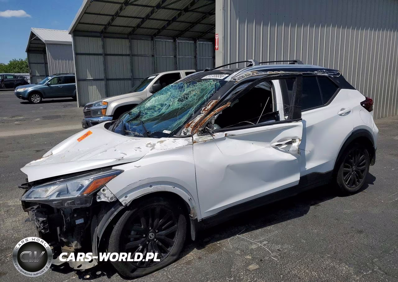 2021 Nissan Kicks Sv