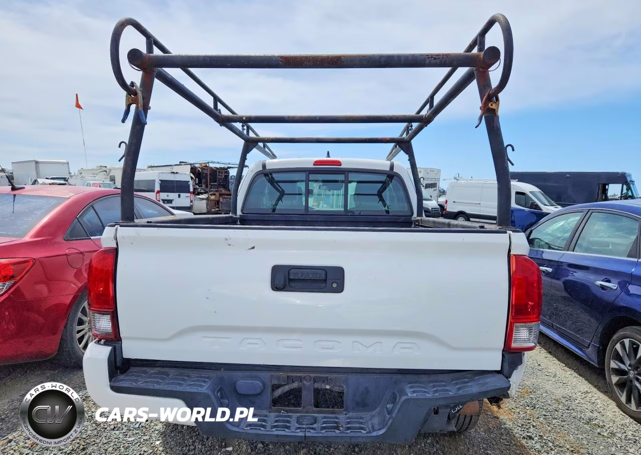 2018 Toyota Tacoma Sr VIN:5TFRX5GNXJX106417 - 6
