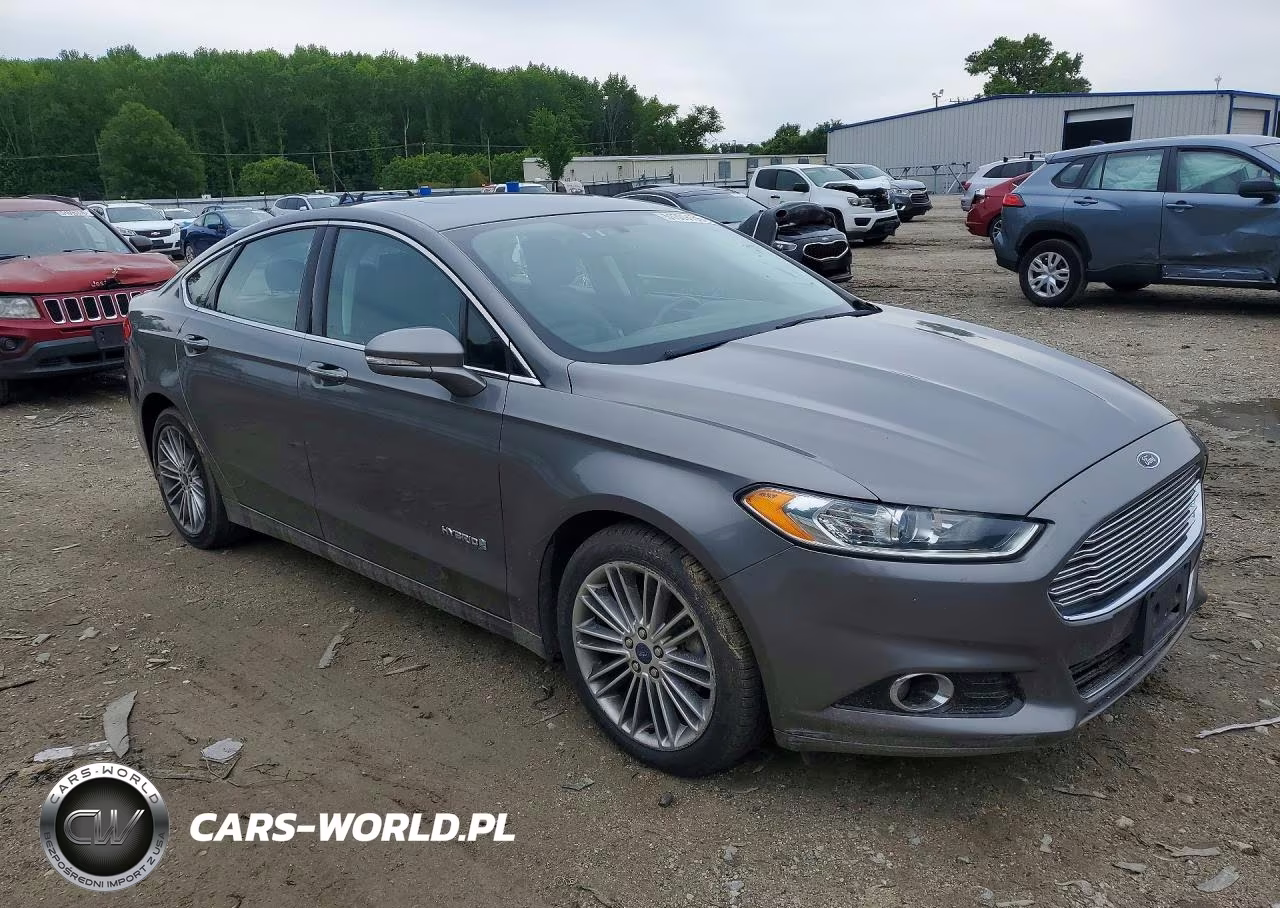 2014 Ford Fusion Se Hybrid VIN:3FA6P0LU8ER373854 - 4