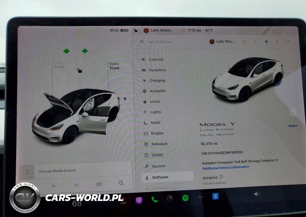 2021 Tesla Model Y VIN:5YJYGAEE2MF295120 - 9