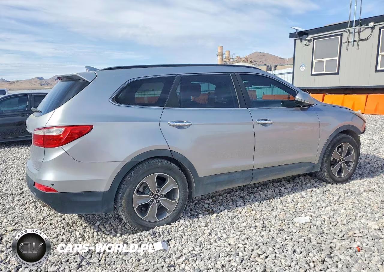 2013 Hyundai Santa Fe VIN:KM8SN4HF3DU009831 - 3