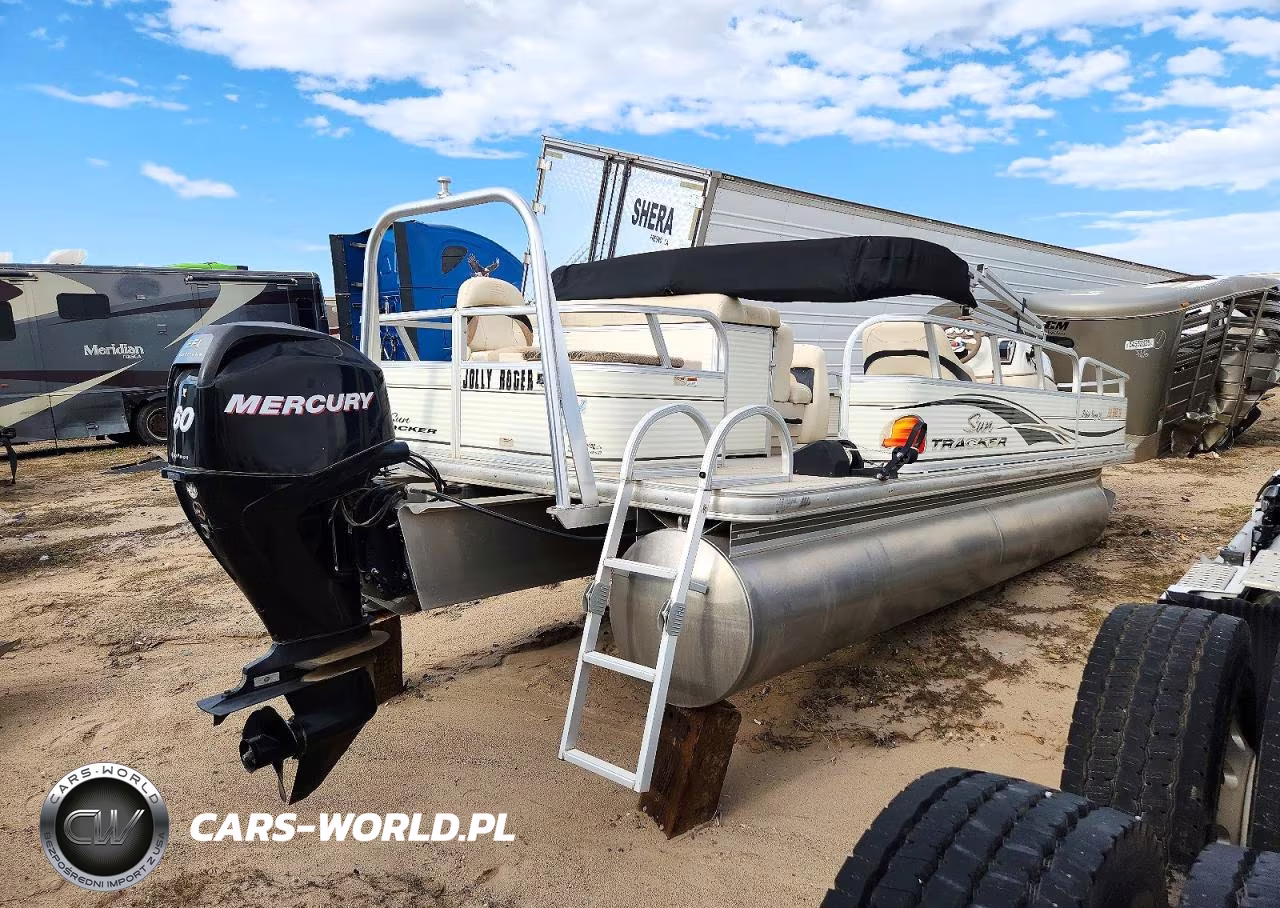 2010 Sun Tracker Boat W-Trl VIN:BUJ124271910 - 4