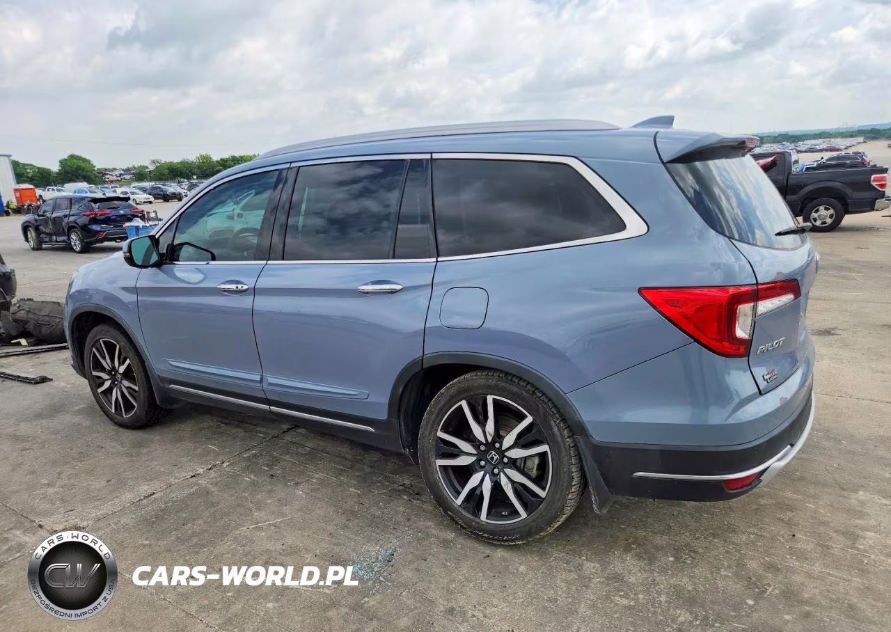 2022 Honda Pilot Touring VIN:5FNYF5H66NB023878 - 2