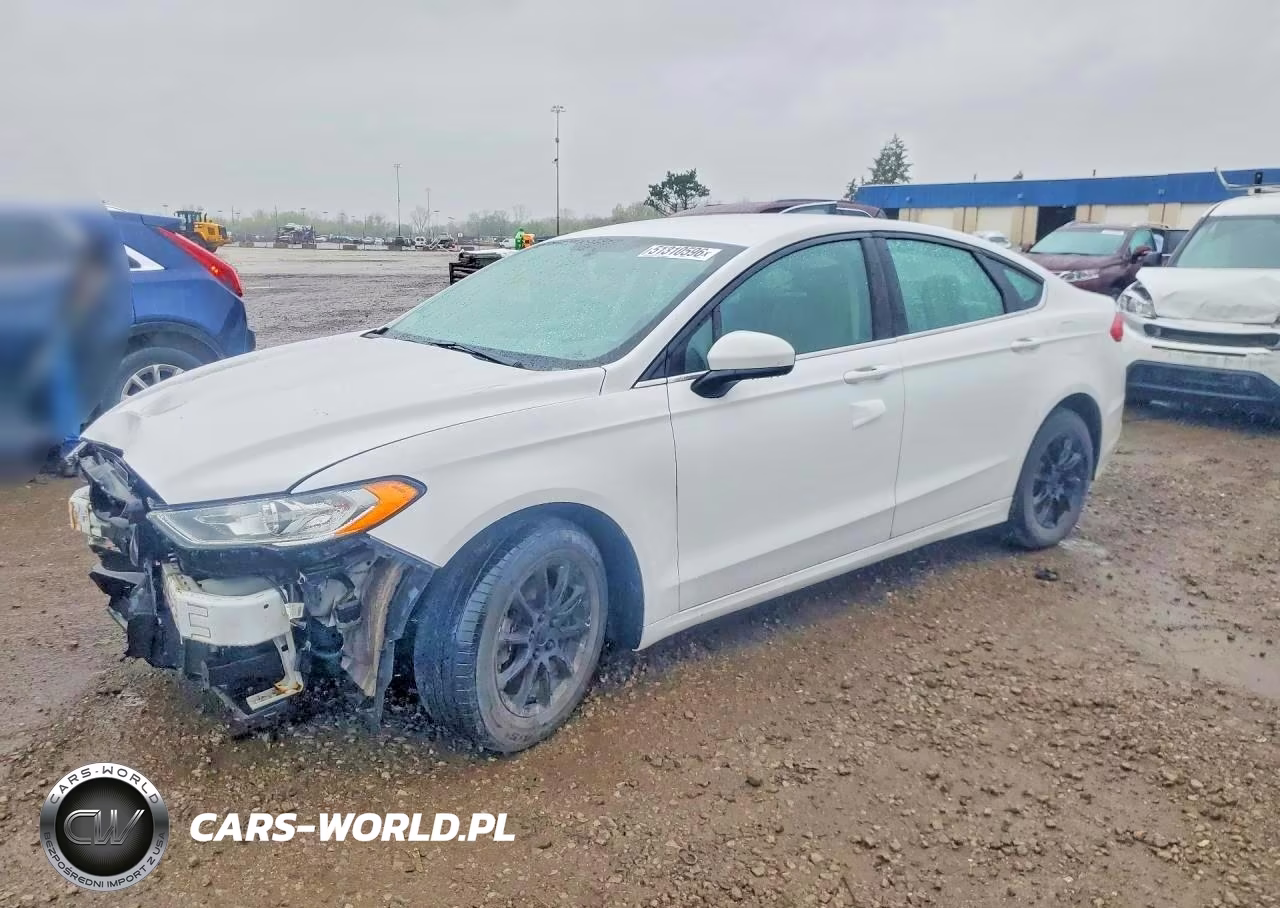 2017 Ford Fusion S – zdjęcie 1 z 12