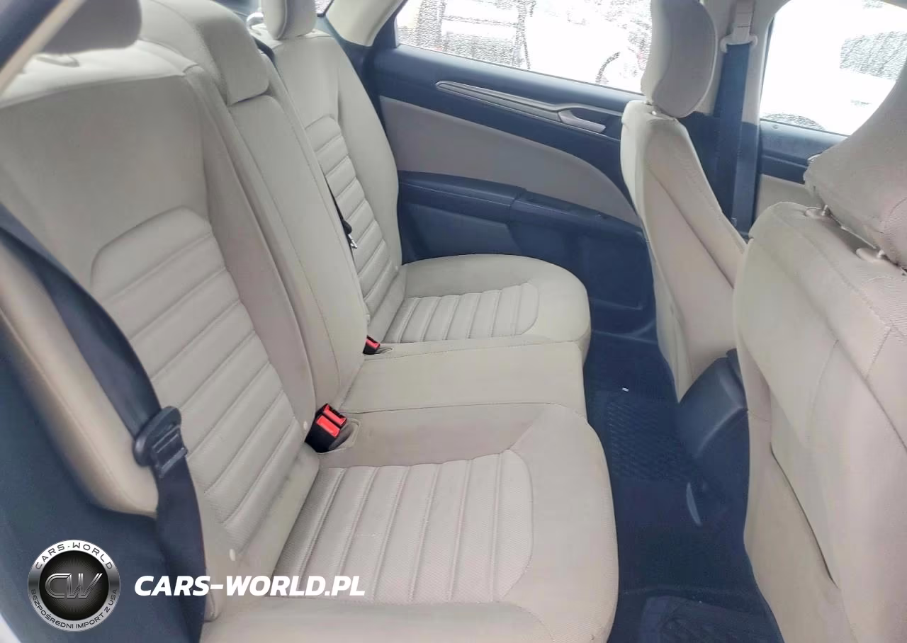 2017 Ford Fusion S VIN:3FA6P0G73HR249385 - 10