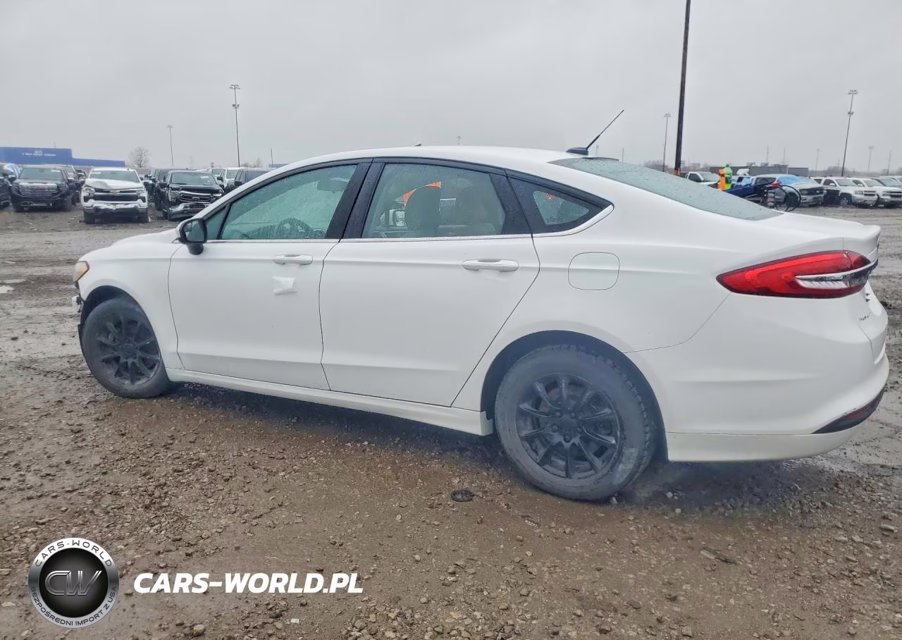 2017 Ford Fusion S VIN:3FA6P0G73HR249385 - 2