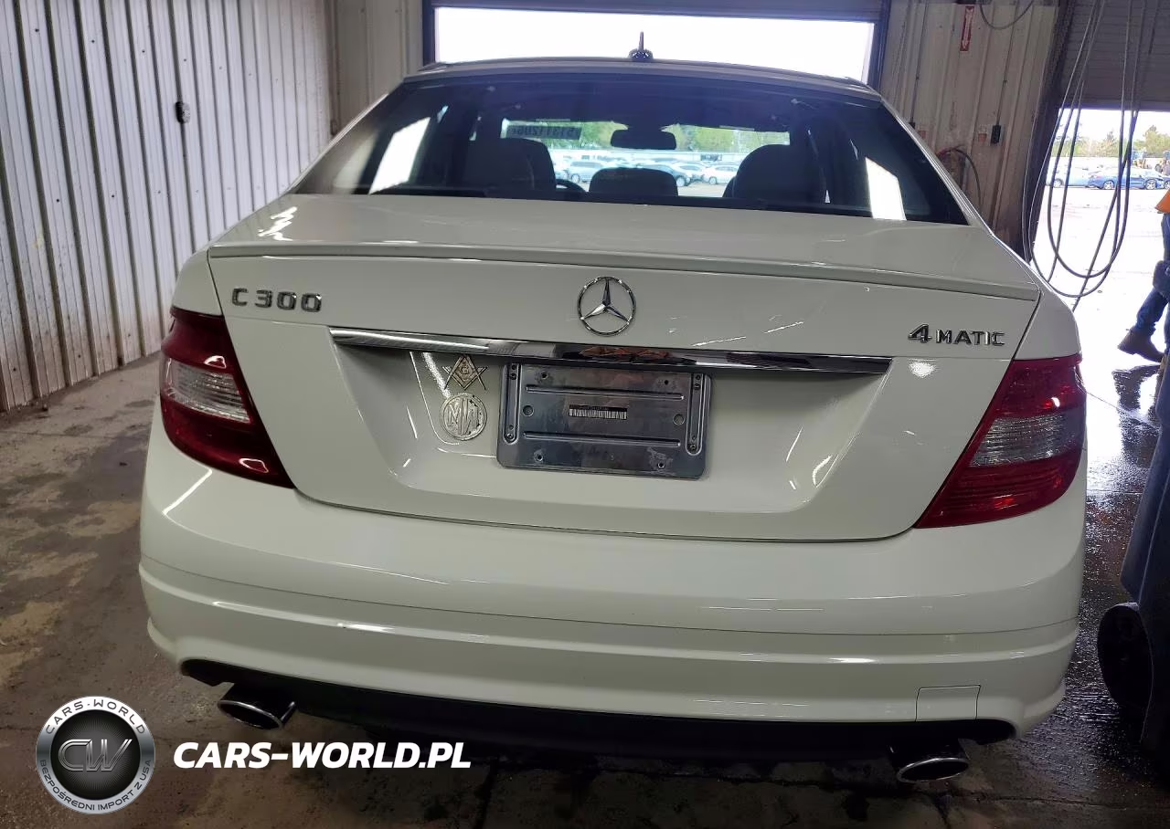 2011 Mercedes-Benz C 300 4Matic VIN:WDDGF8BB5BR149048 - 6