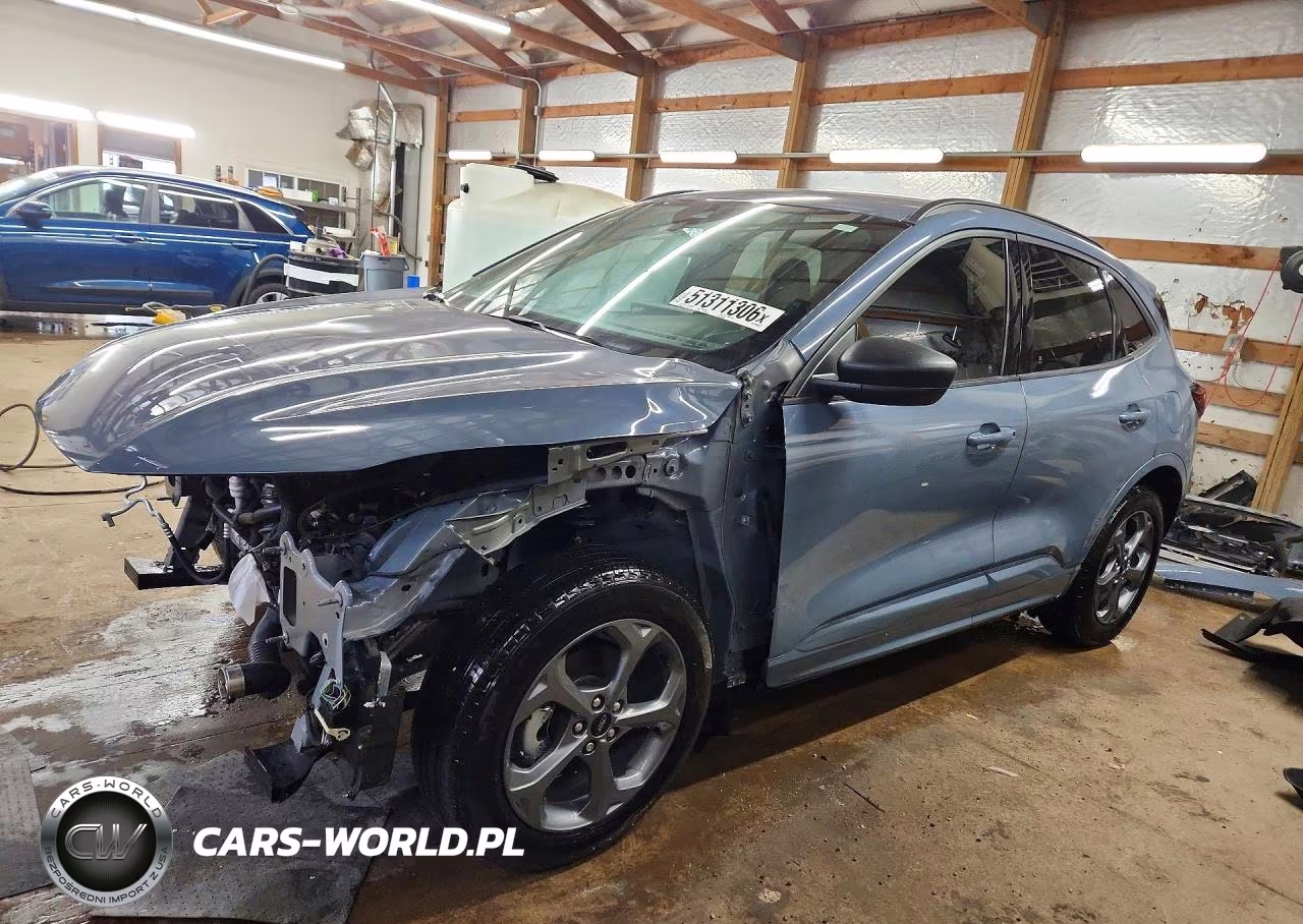 2023 Ford Escape St Line – zdjęcie 1 z 14
