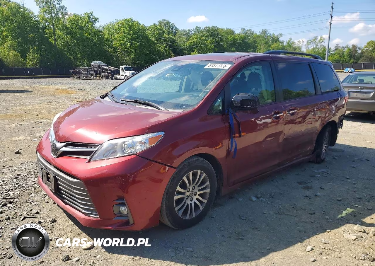 2020 Toyota Sienna Xle 8-Passenger
