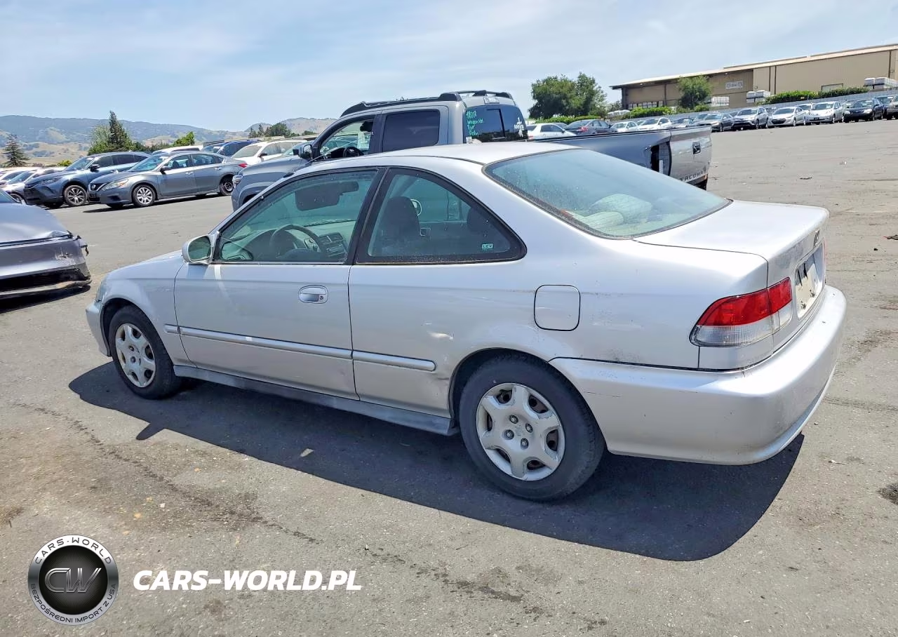 2000 Hond Civic VIN:1HGEJ8242YL013331 - 2