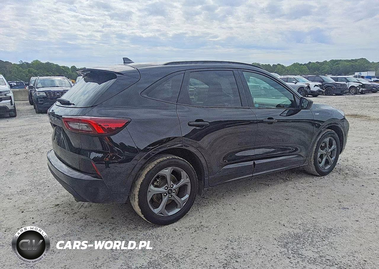 2023 Ford Escape St Line VIN:1FMCU0MNXPUA42018 - 3
