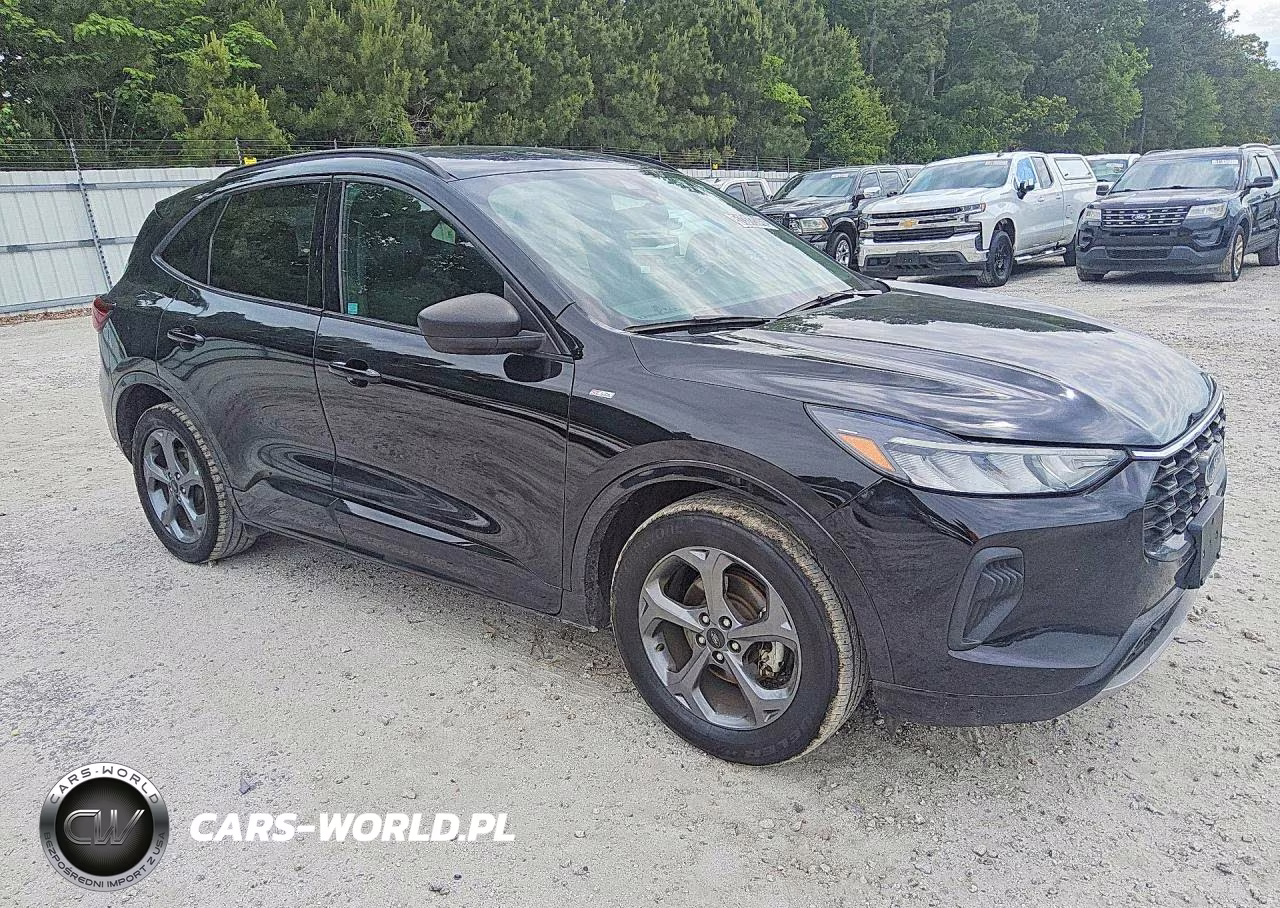 2023 Ford Escape St Line VIN:1FMCU0MNXPUA42018 - 4