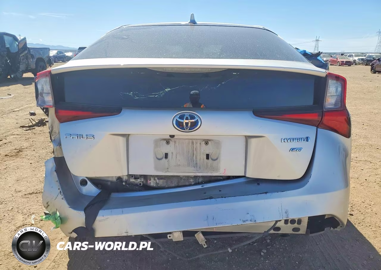2021 Toyota Prius L Eco VIN:JTDKAMFU7M3139747 - 6