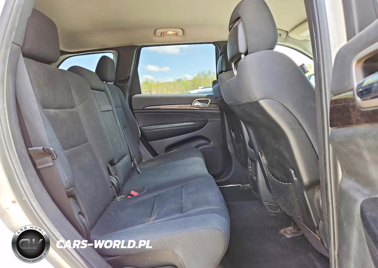 2012 Jeep Grand Cherokee Laredo VIN:1C4RJFAG0CC223726 - 11