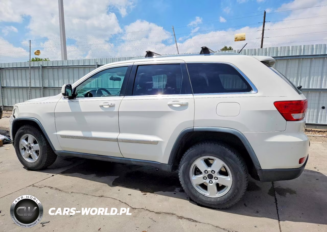 2012 Jeep Grand Cherokee Laredo VIN:1C4RJFAG0CC223726 - 2