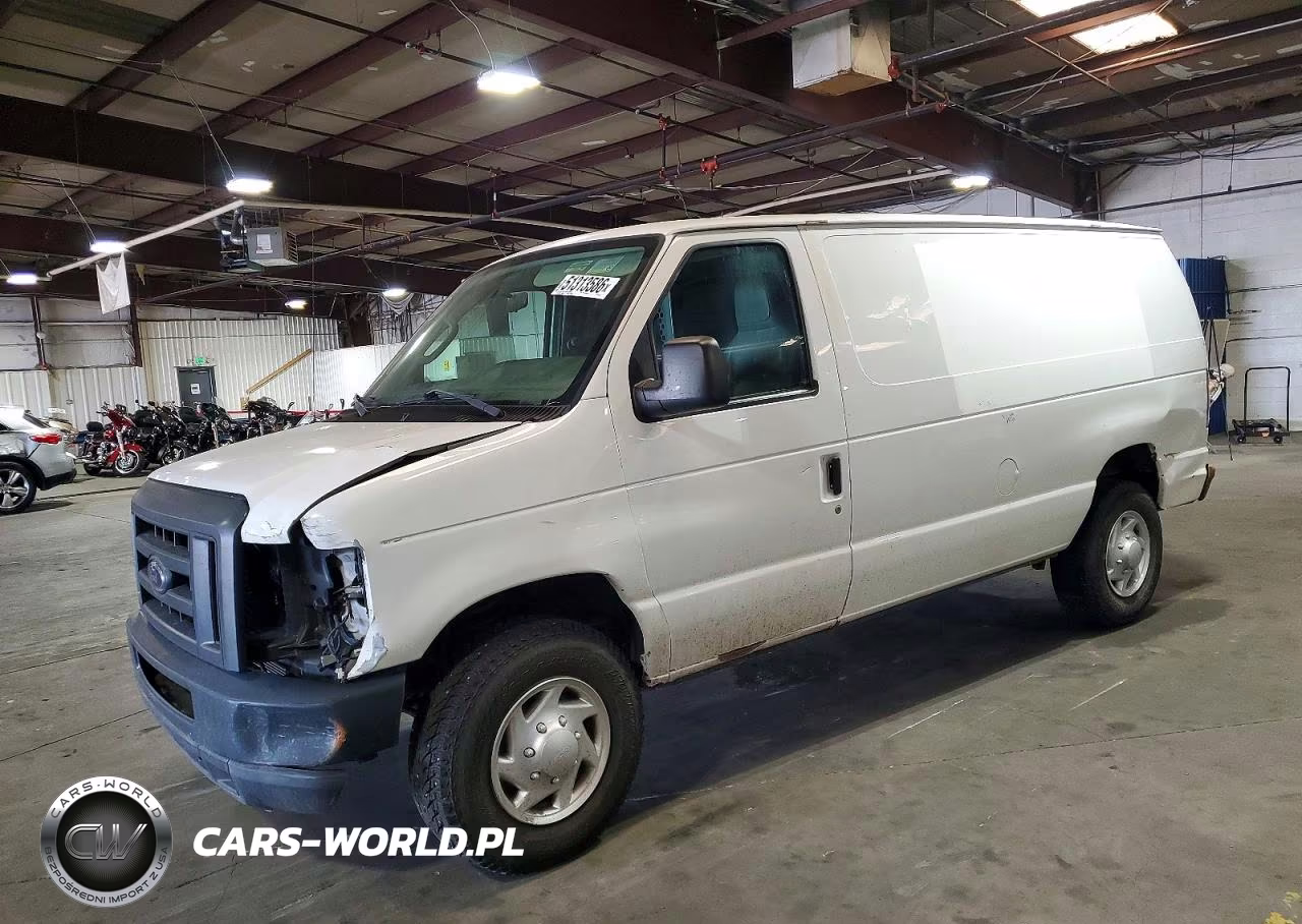 2013 Ford Econoline E250 Van – zdjęcie 1 z 13