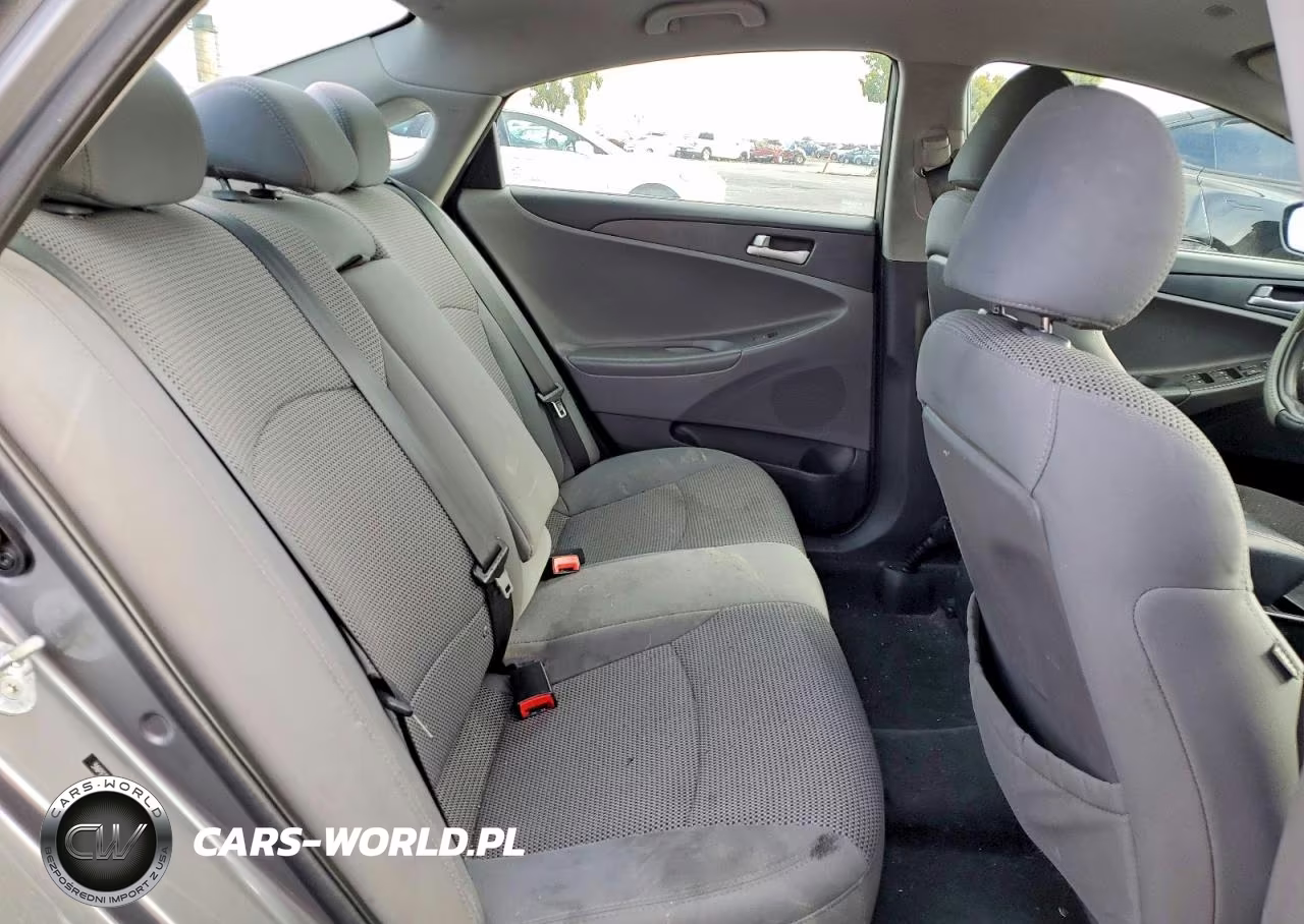 2012 Hyundai Sonata VIN:5NPEB4AC1CH481951 - 10