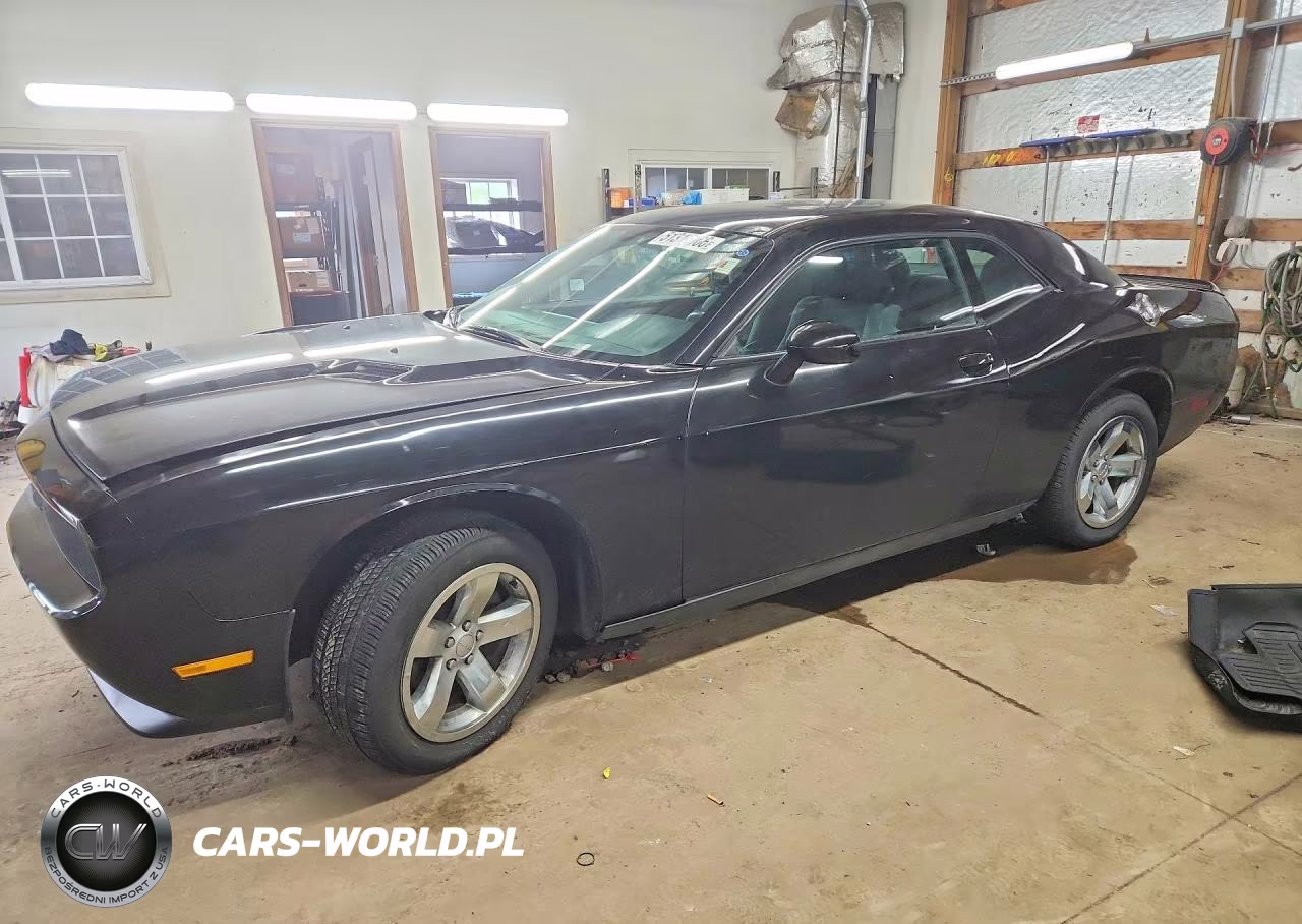 2012 Dodge Challenger Sxt