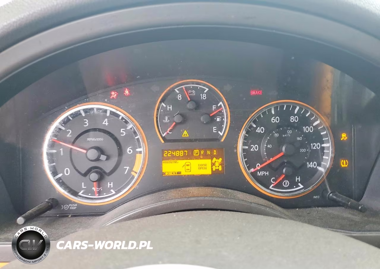 2014 Nissan Armada Platinum VIN:5N1BA0NE3EN601483 - 9