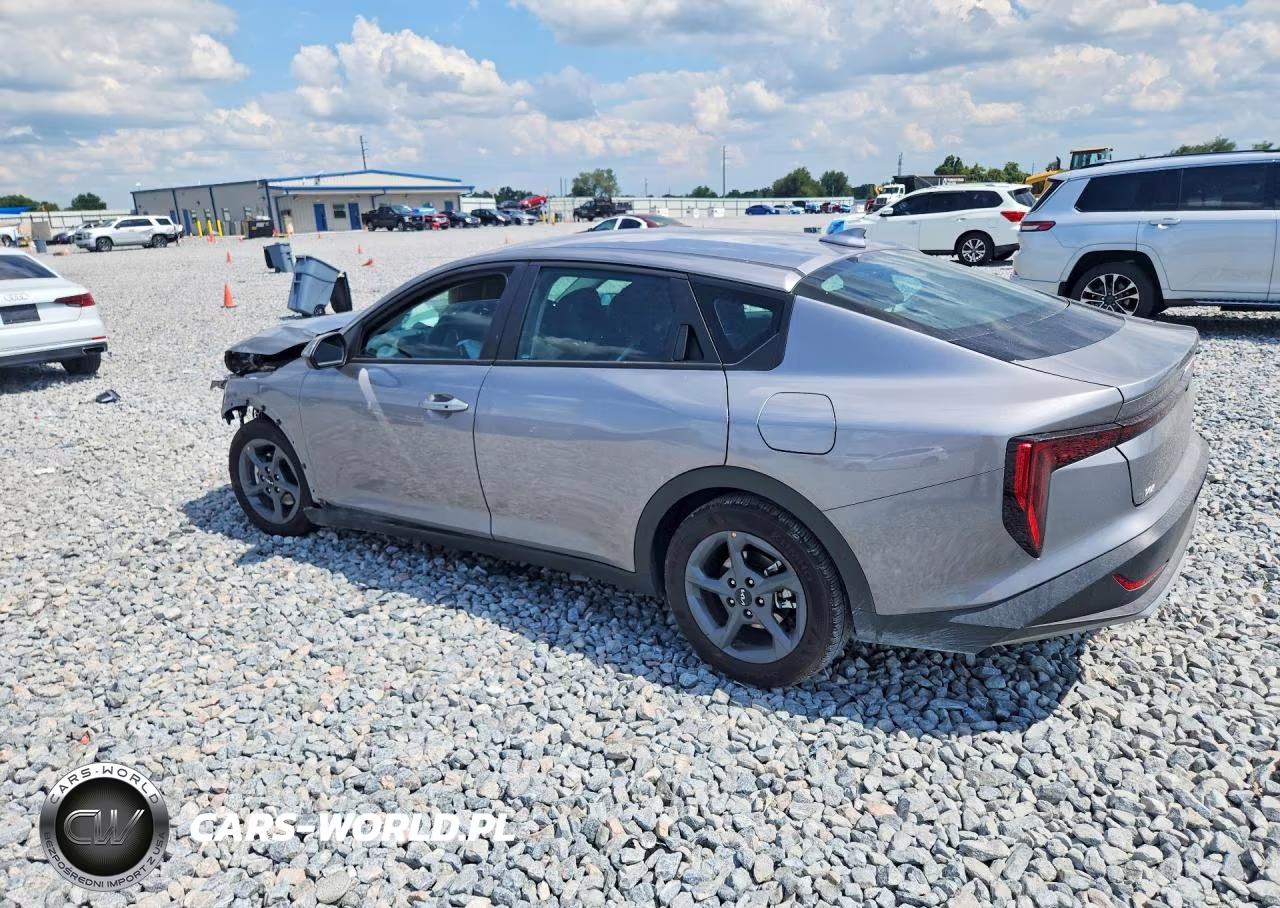 2025 Kia K4 Lxs VIN:3KPFT4DE6SE215505 - 2