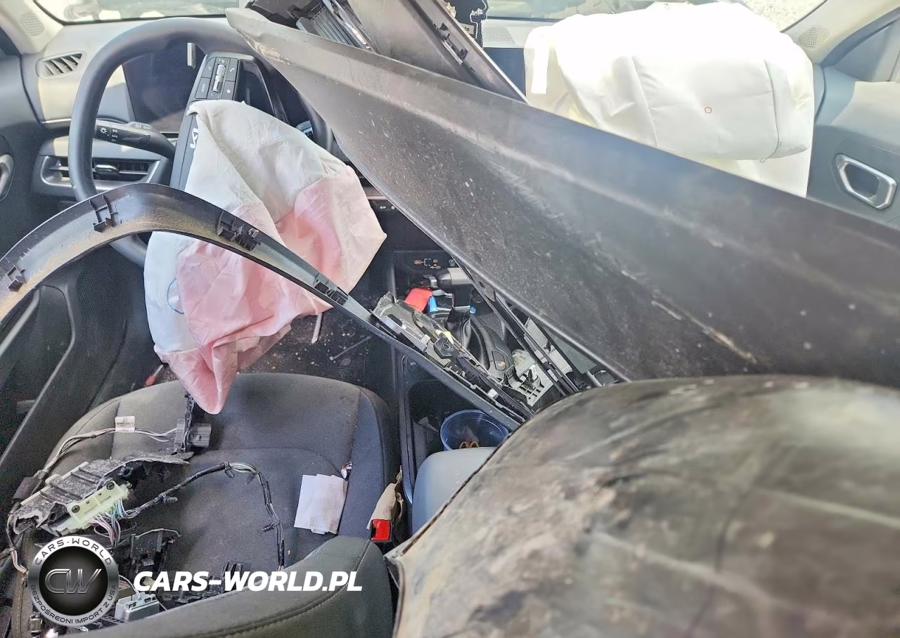 2025 Kia K4 Lxs VIN:3KPFT4DE6SE215505 - 8