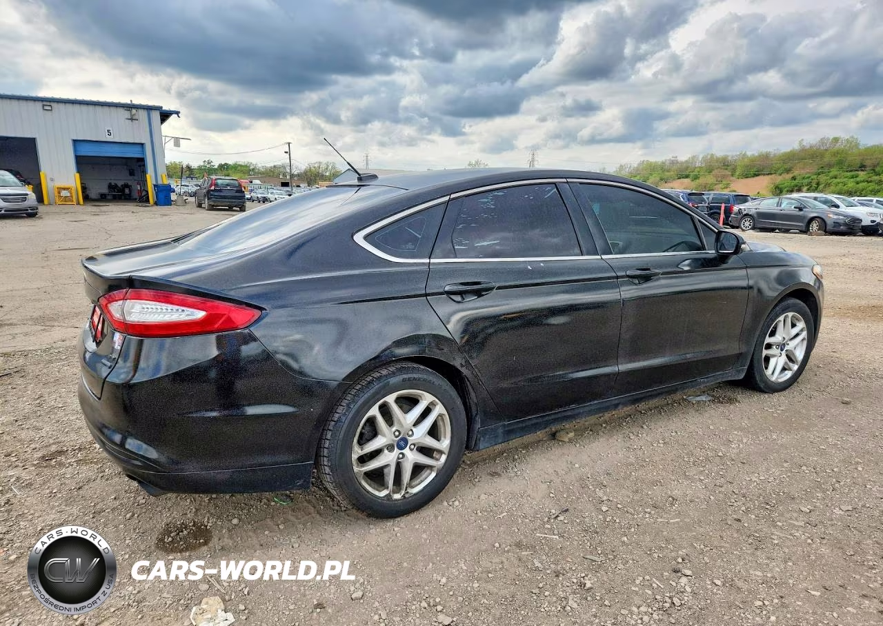 2013 Ford Fusion Se VIN:3FA6P0HRXDR195819 - 3