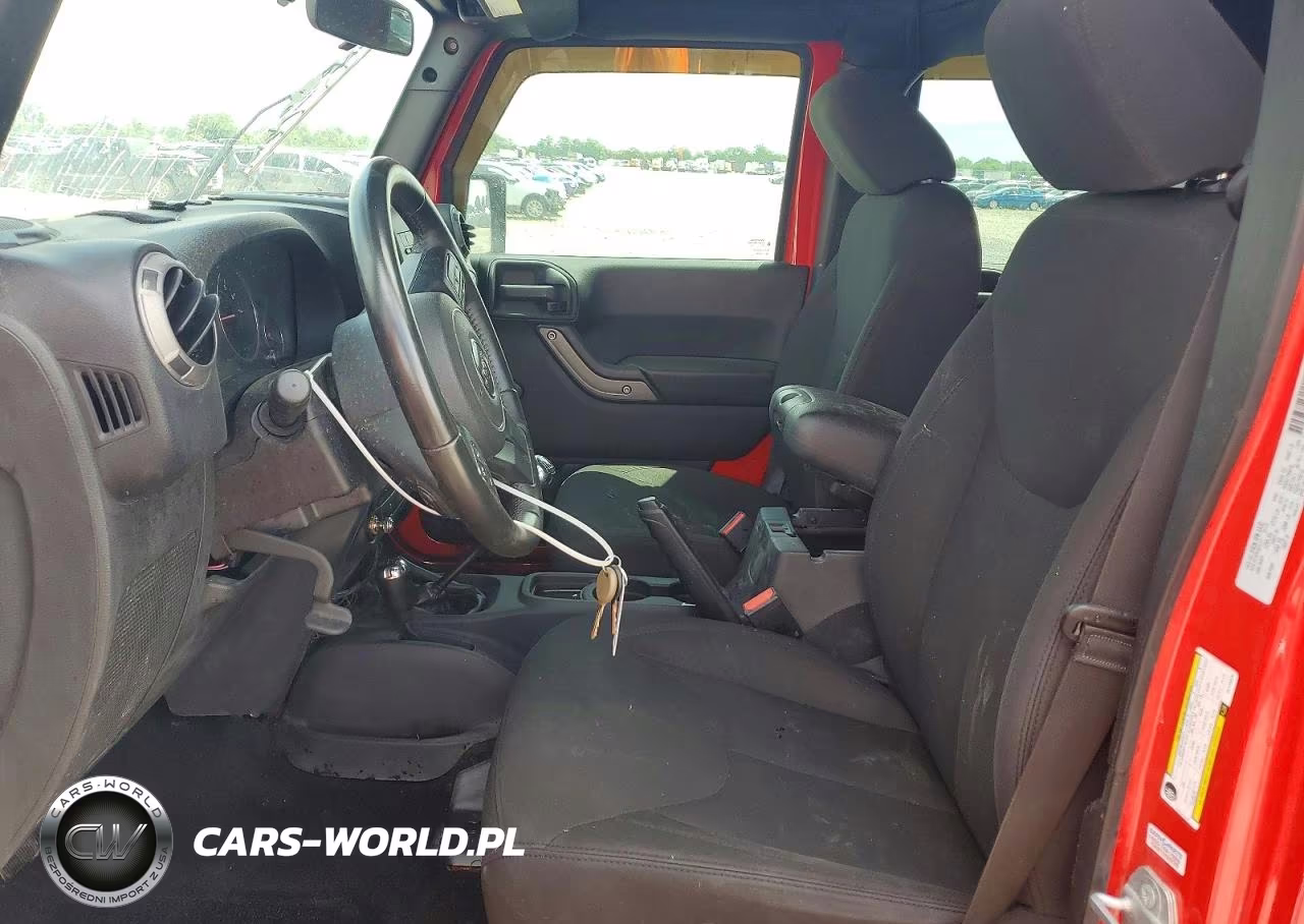 2016 Jeep Wrangler Unlimited Sport VIN:1C4BJWDG0GL116520 - 7