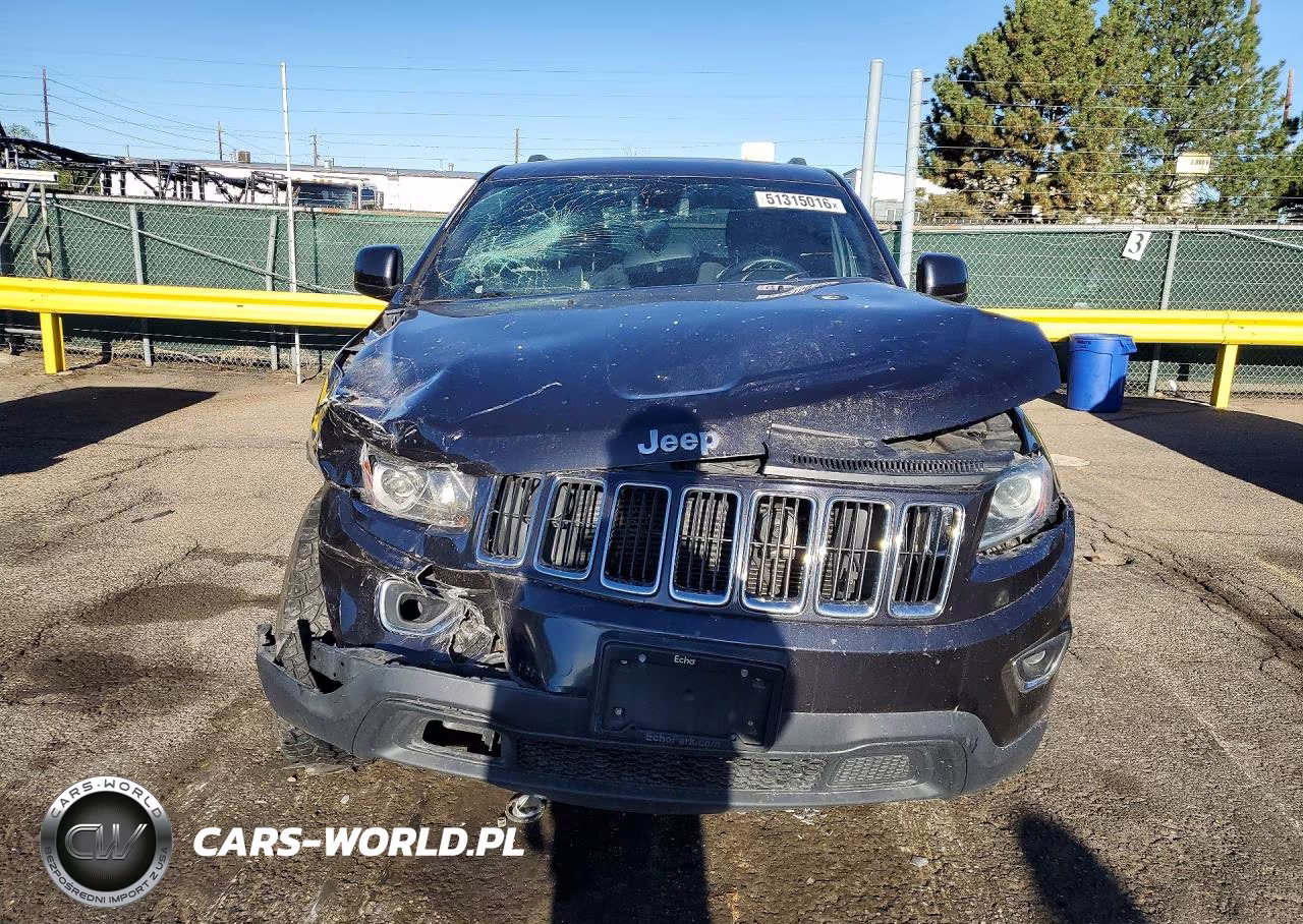 2014 Jeep Grand Cherokee Laredo VIN:1C4RJFAG0EC232929 - 5