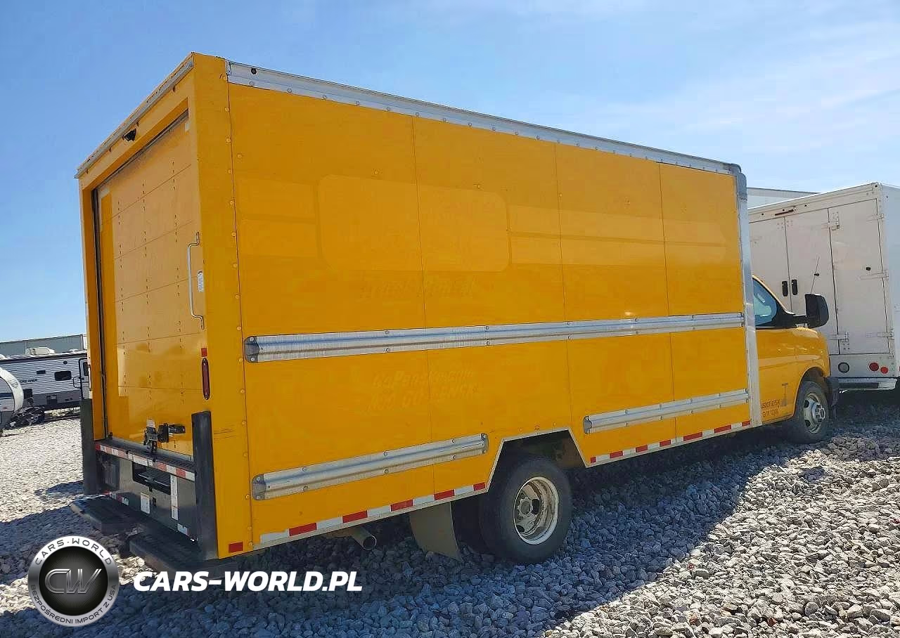 2022 GMC Savana Box Truck VIN:7GZ37TC7XNN004007 - 3