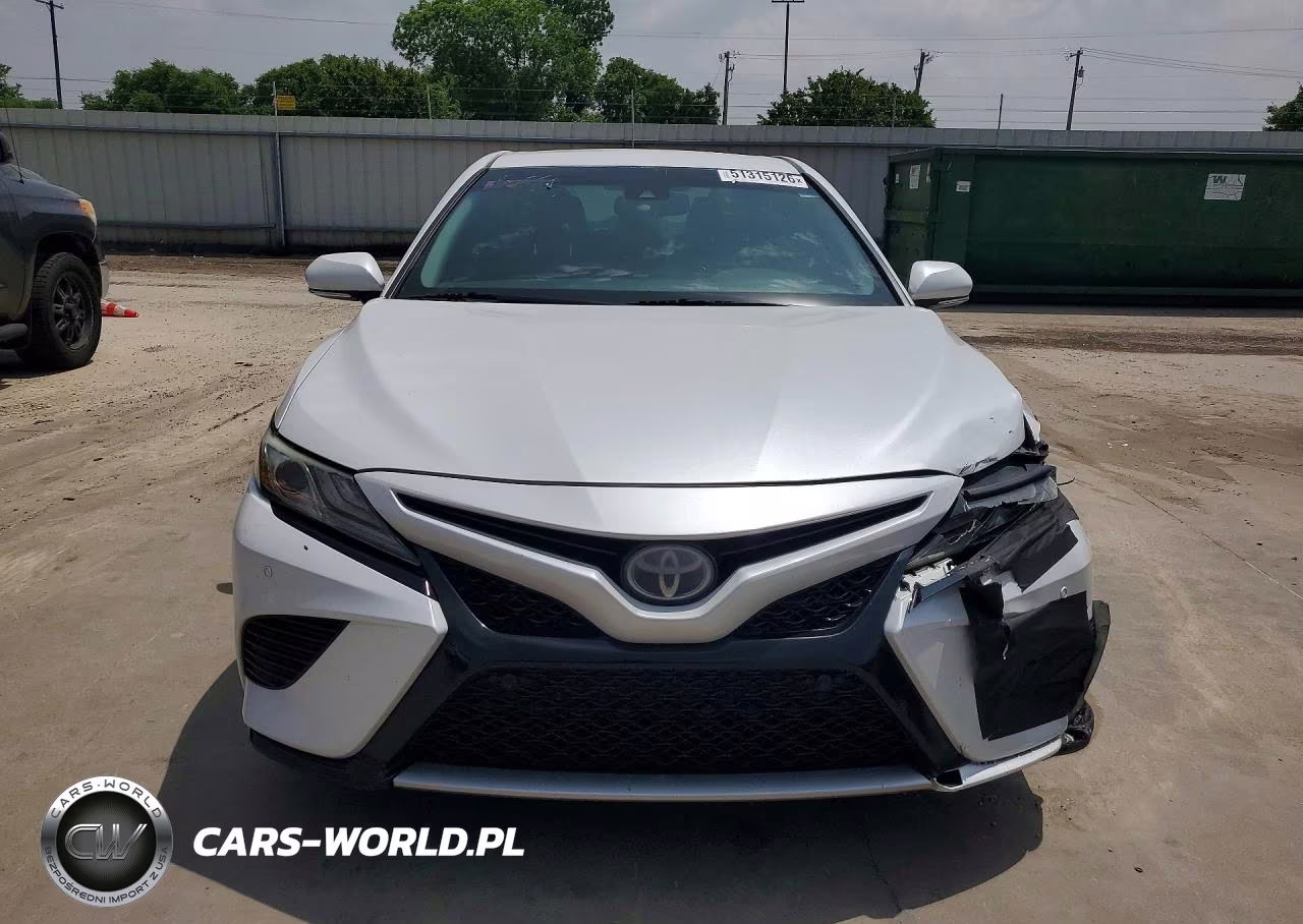 2018 Toyota Camry Xse VIN:4T1B61HK3JU644732 - 5