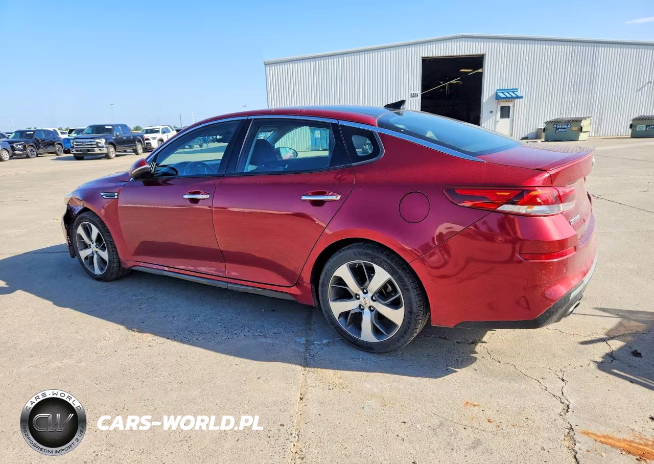 2019 Kia Optima S VIN:5XXGT4L33KG371819 - 2